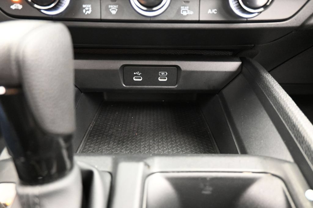 Used 2025 Honda Accord SE image 26