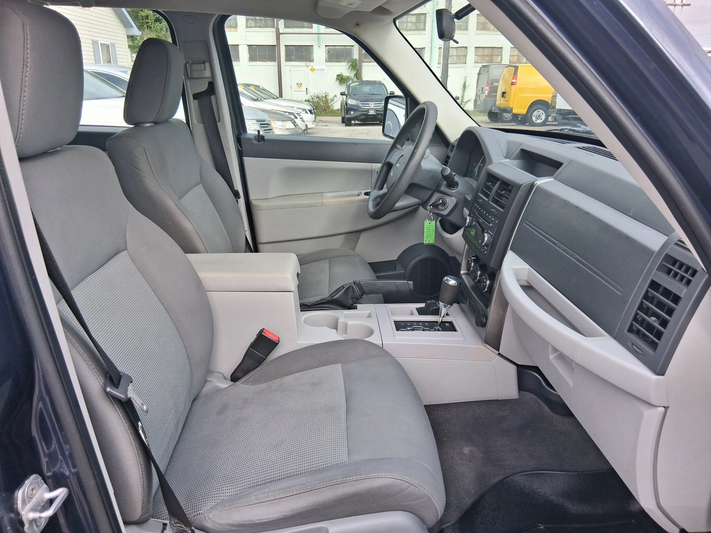 Used 2008 Jeep Liberty Sport AWD/4WD image 18