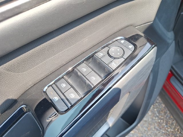 New 2026 Nissan Pathfinder SL FWD image 11