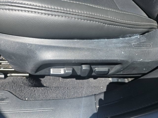 Used 2016 Subaru Legacy 2.5i Limited w/ Popular Package #4 AWD/4WD image 13
