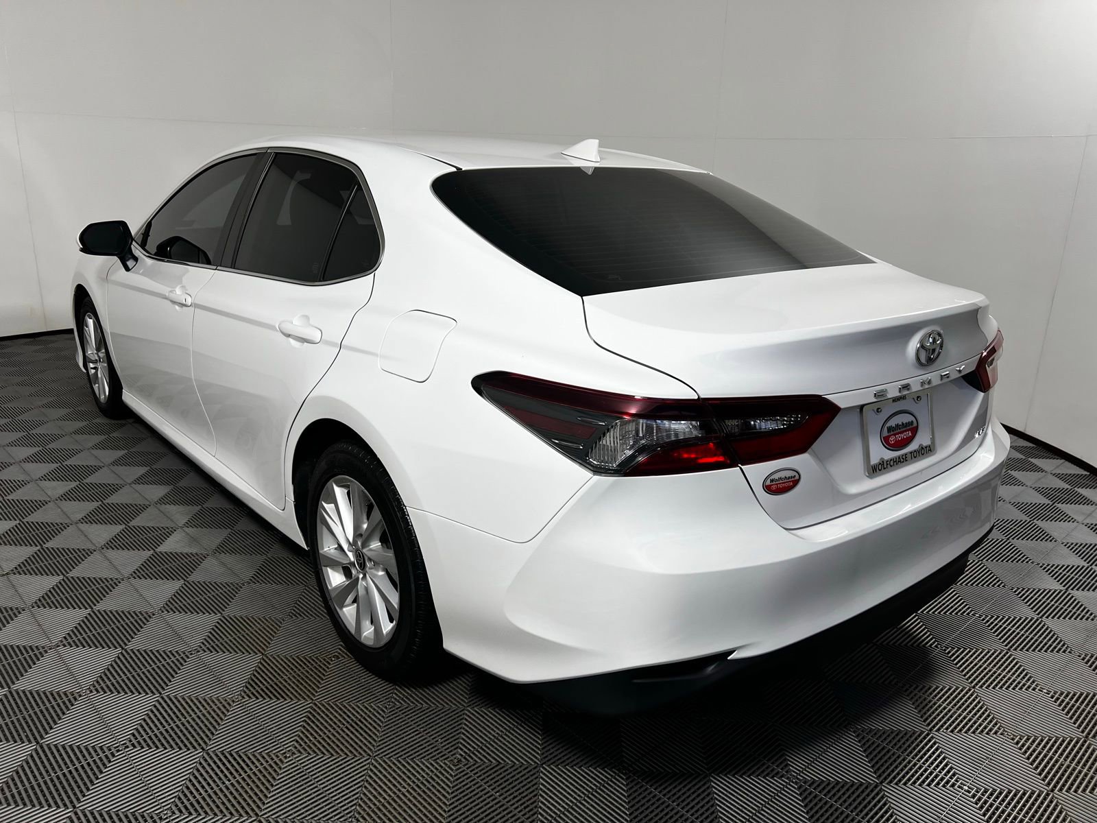 Certified 2023 Toyota Camry LE FWD image 7