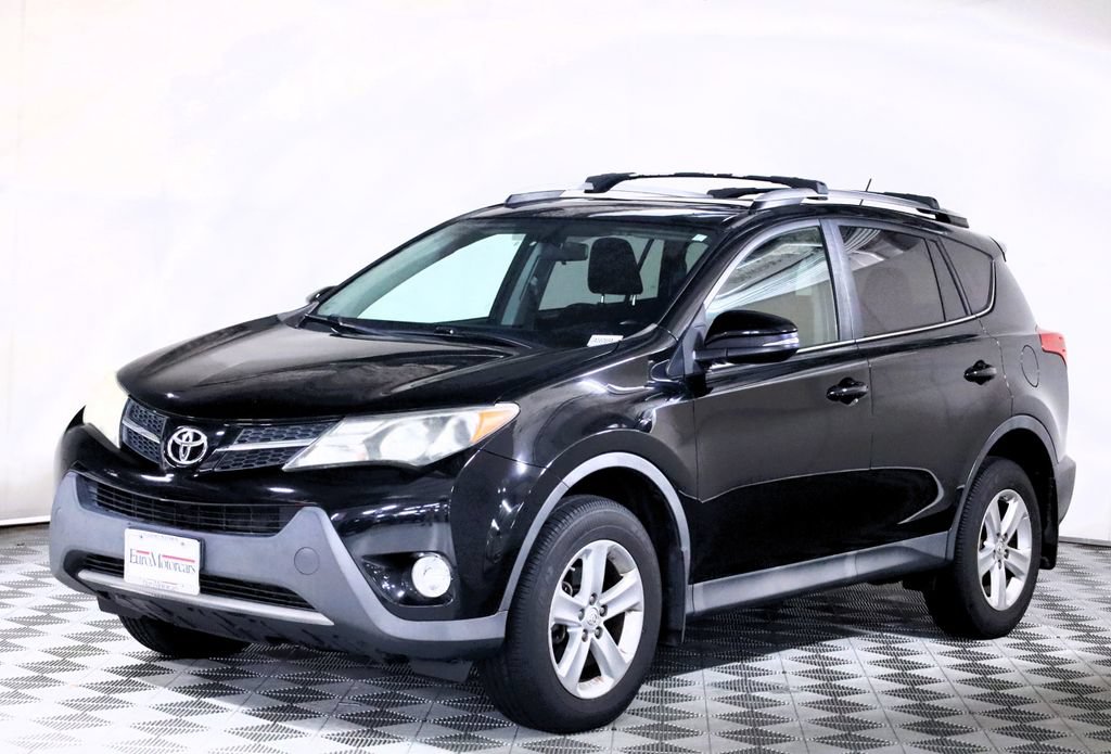 Used 2014 Toyota RAV4 XLE AWD/4WD image 3