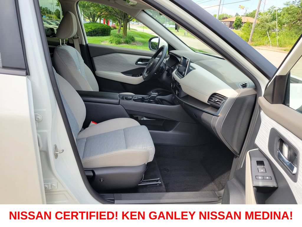 Certified 2023 Nissan Rogue SV AWD/4WD image 48