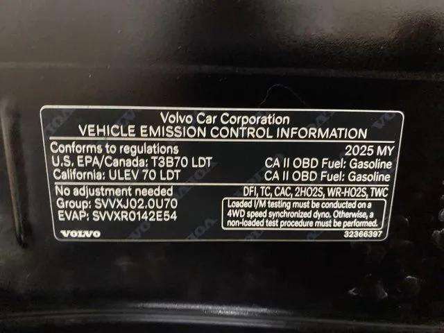 Used 2025 Volvo V60 B5 Cross Country Plus AWD/4WD image 87