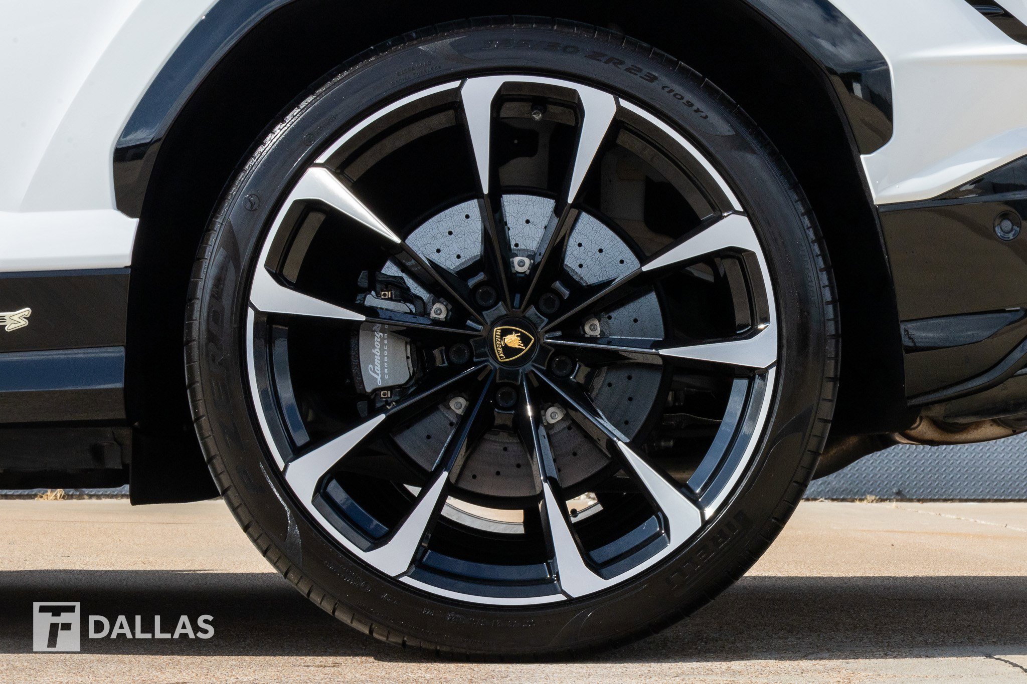 Used 2024 Lamborghini Urus S image 9