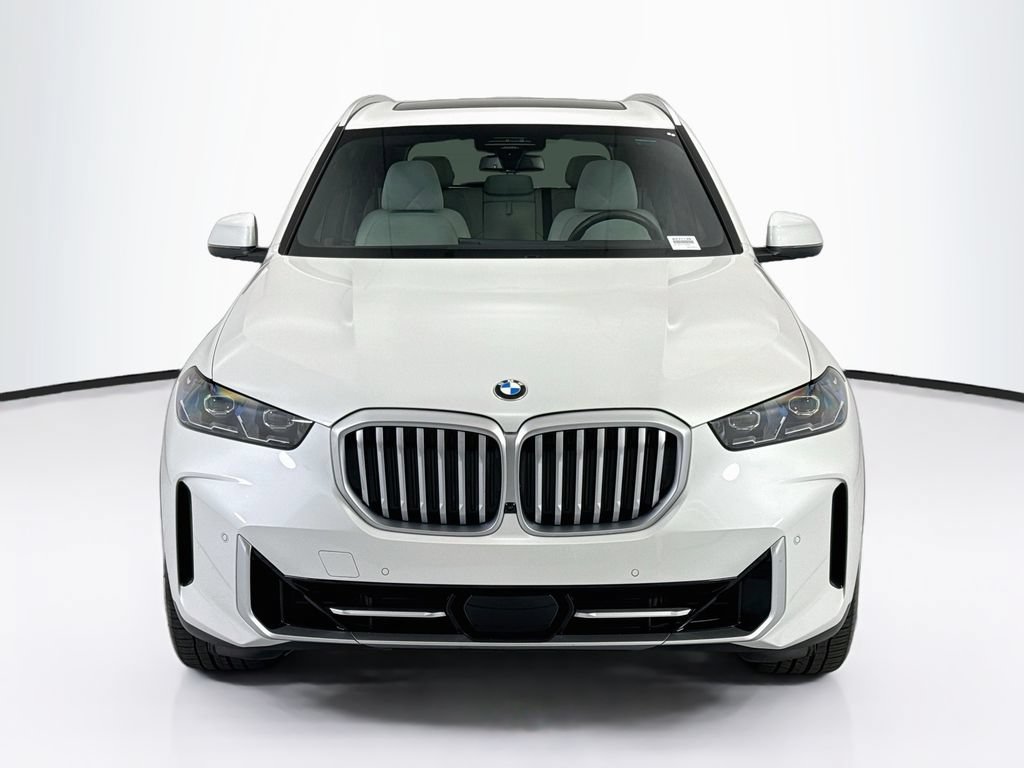 Certified 2026 BMW X5 xDrive40i w/ Executive Package AWD/4WD image 2
