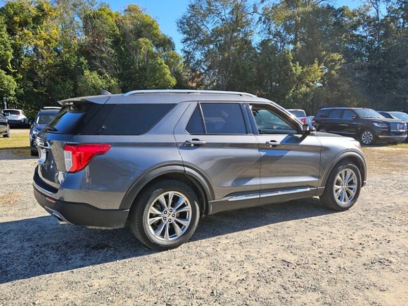 Used 2023 Ford Explorer Limited w/ Equipment Group 301A image 16