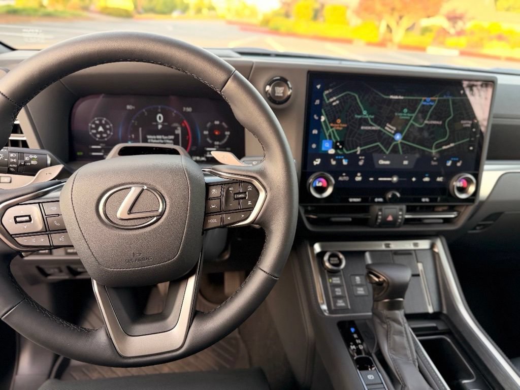 Used 2026 Lexus GX 550 AWD/4WD image 9
