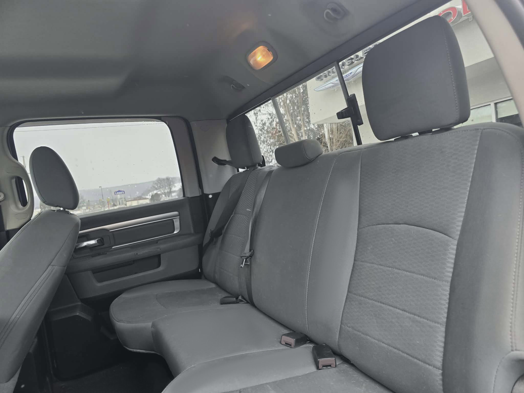 Used 2019 RAM 1500 Classic SLT image 14