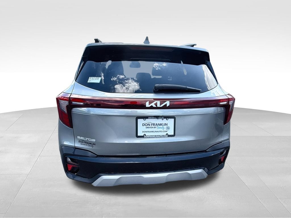 Certified 2024 Kia Seltos S FWD image 4