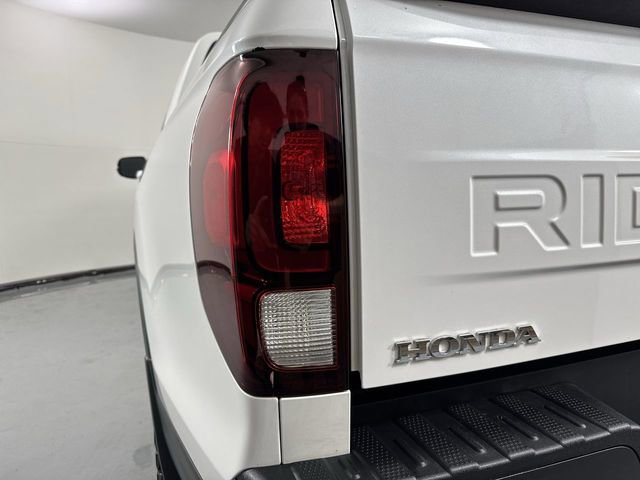 Certified 2024 Honda Ridgeline RTL image 32