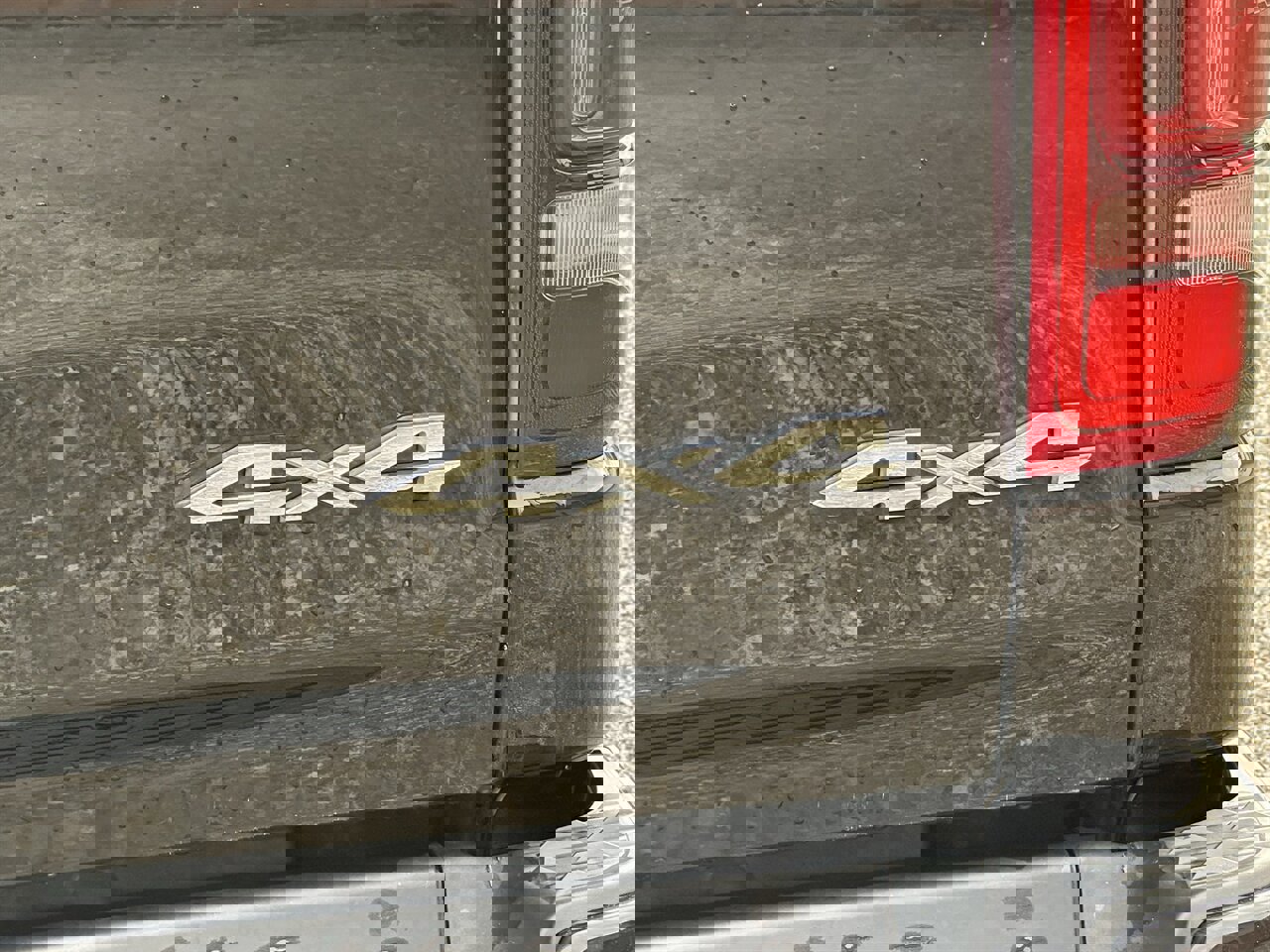 Used 2022 RAM 1500 Limited w/ Body-Colour Bumper Group image 55