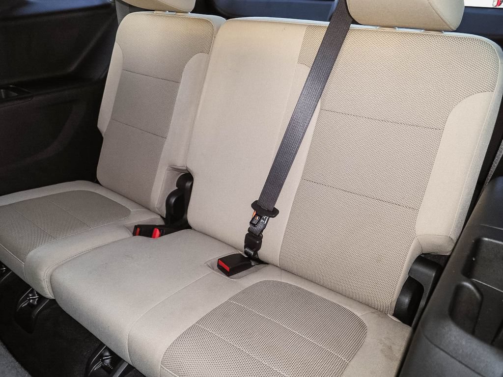 Certified 2023 Chevrolet Traverse LS w/ Safety Package FWD image 20