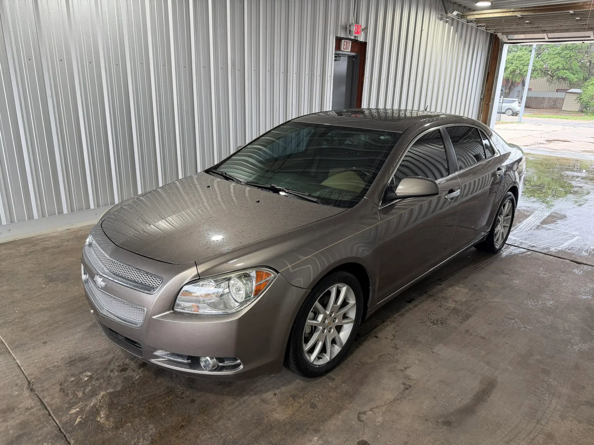 Used 2011 Chevrolet Malibu LTZ w/ HFV6 Engine Package FWD image 1