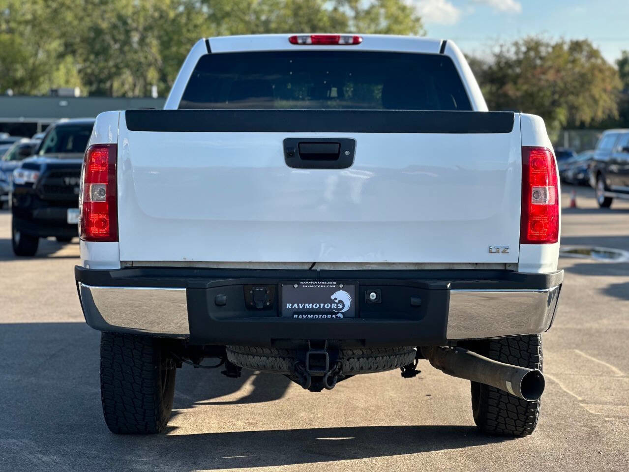 Used 2008 Chevrolet Silverado 2500 LTZ w/ Suspension Package, Off-Road AWD/4WD image 10