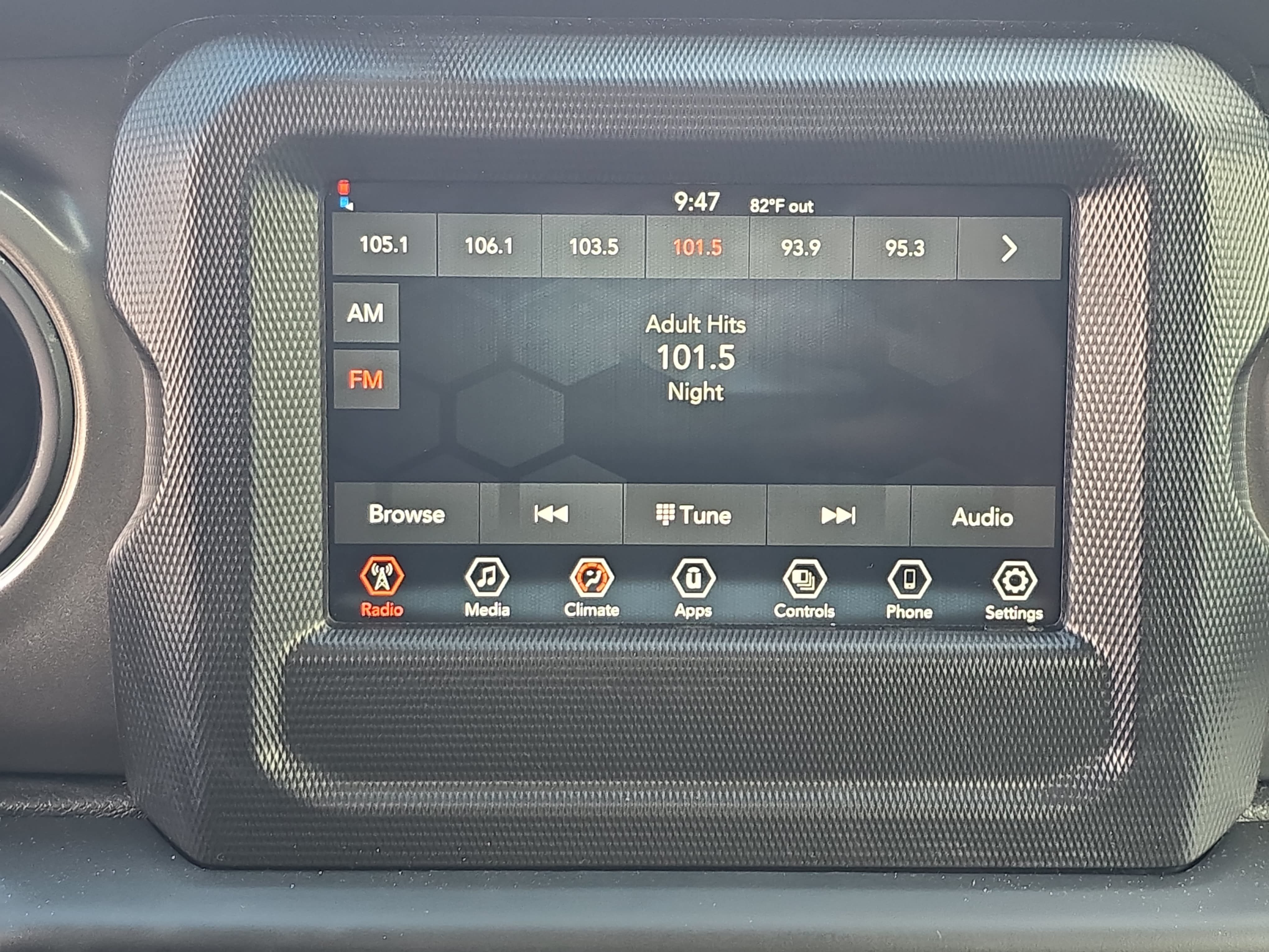 Used 2023 Jeep Wrangler Sport AWD/4WD image 20