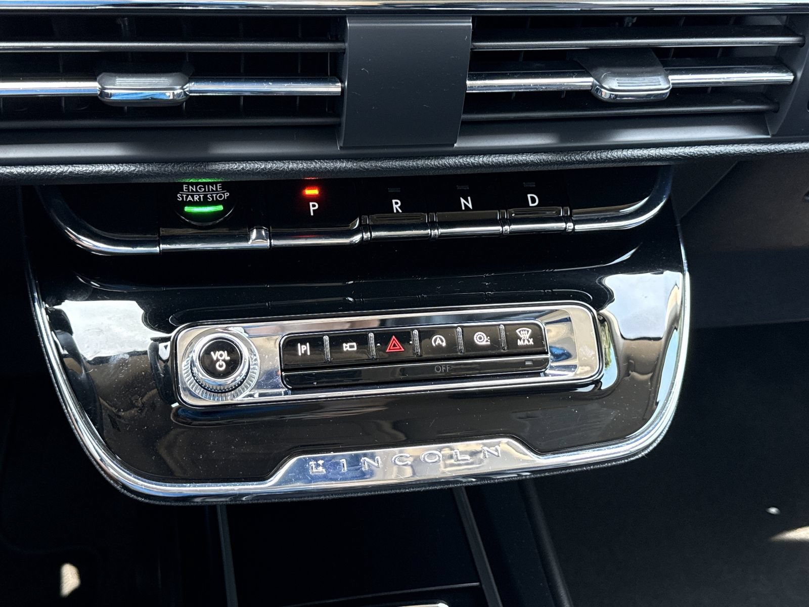 Used 2023 Lincoln Corsair FWD image 27