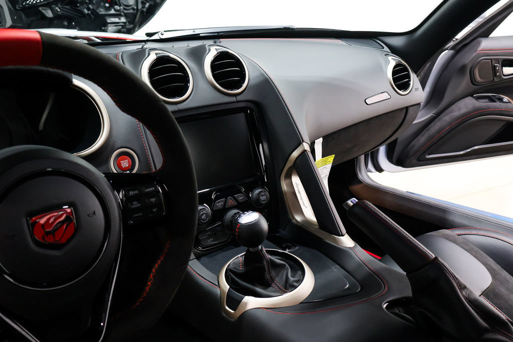 Used 2017 Dodge Viper ACR w/ Extreme Aero Package RWD image 48