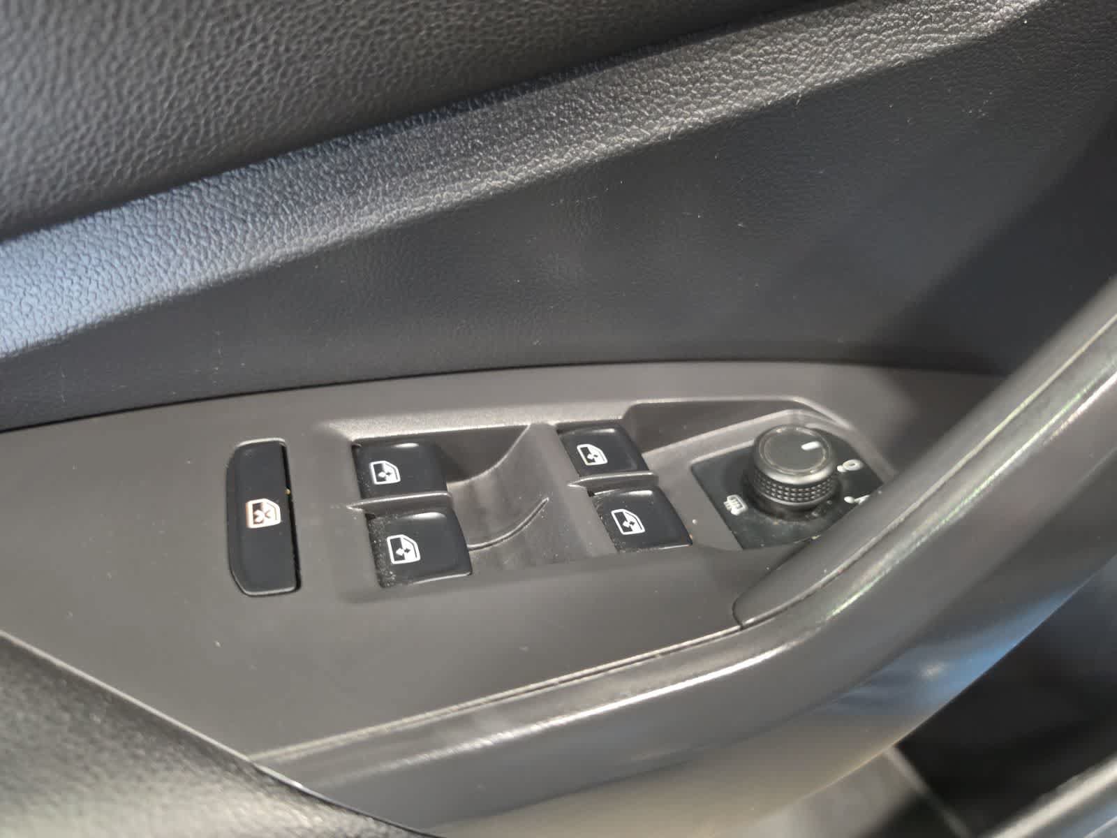 Used 2020 Volkswagen Jetta S w/ Driver Assistance Package FWD image 18
