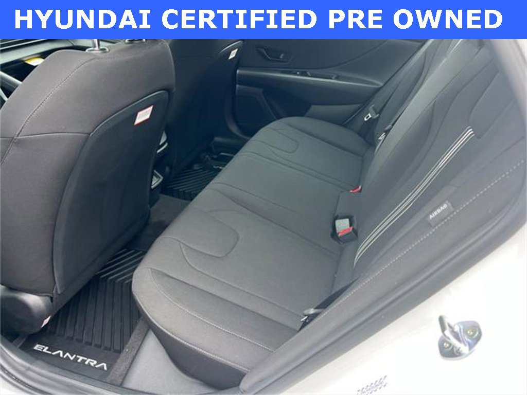 Certified 2025 Hyundai Elantra Sport image 20