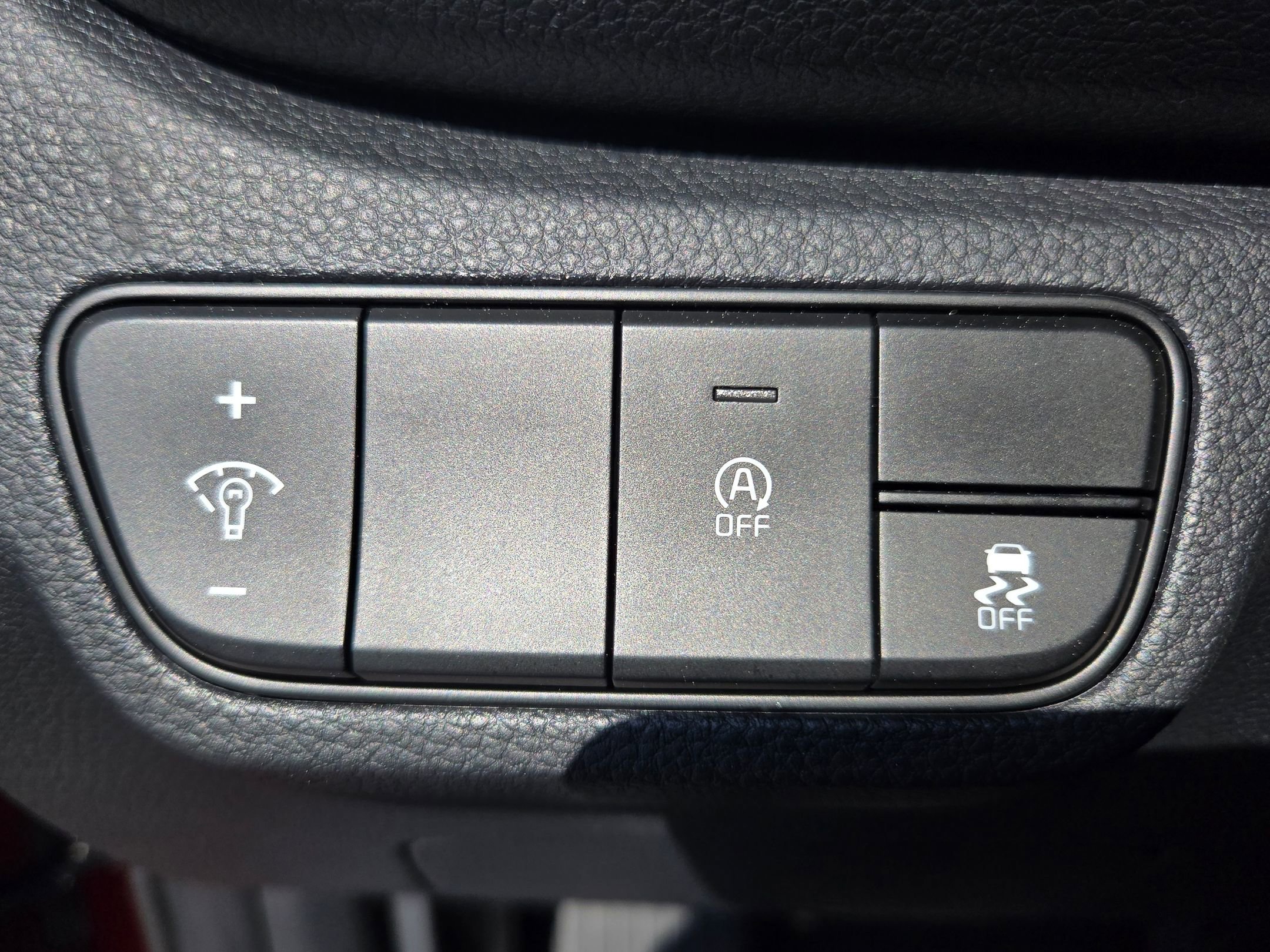 New 2026 Kia Seltos S FWD image 24