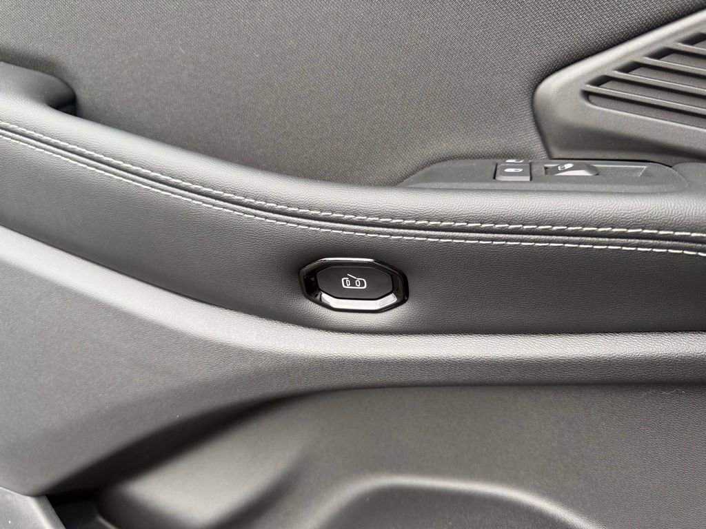 New 2026 Jeep Cherokee Laredo AWD/4WD image 32