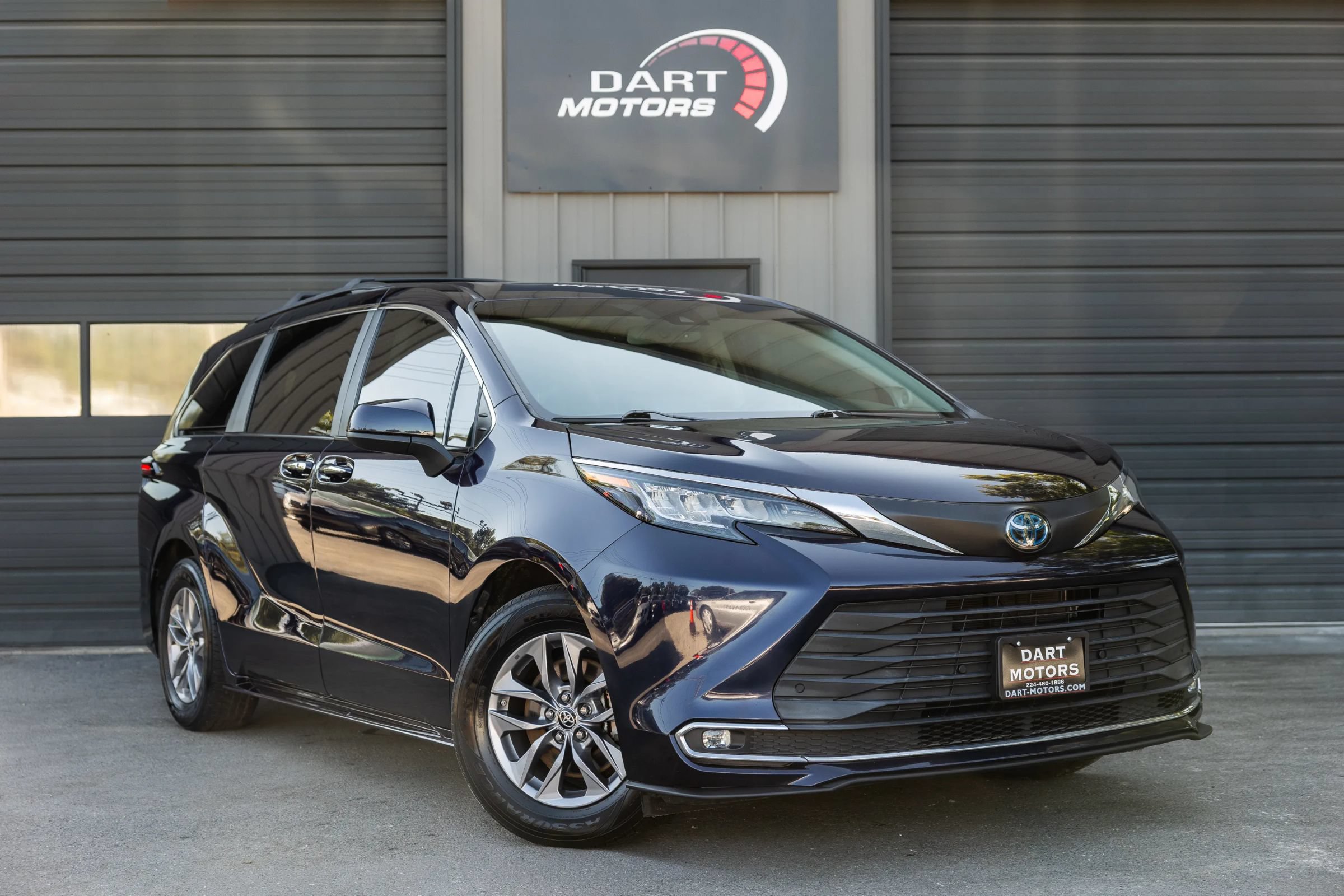 Used 2021 Toyota Sienna XLE w/ XLE Plus Package
