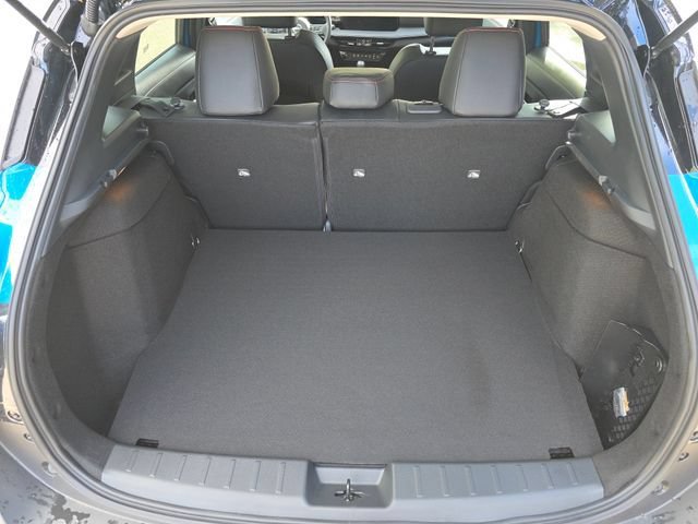 New 2026 Nissan Kicks SR w/ Cold Weather Package AWD/4WD image 18