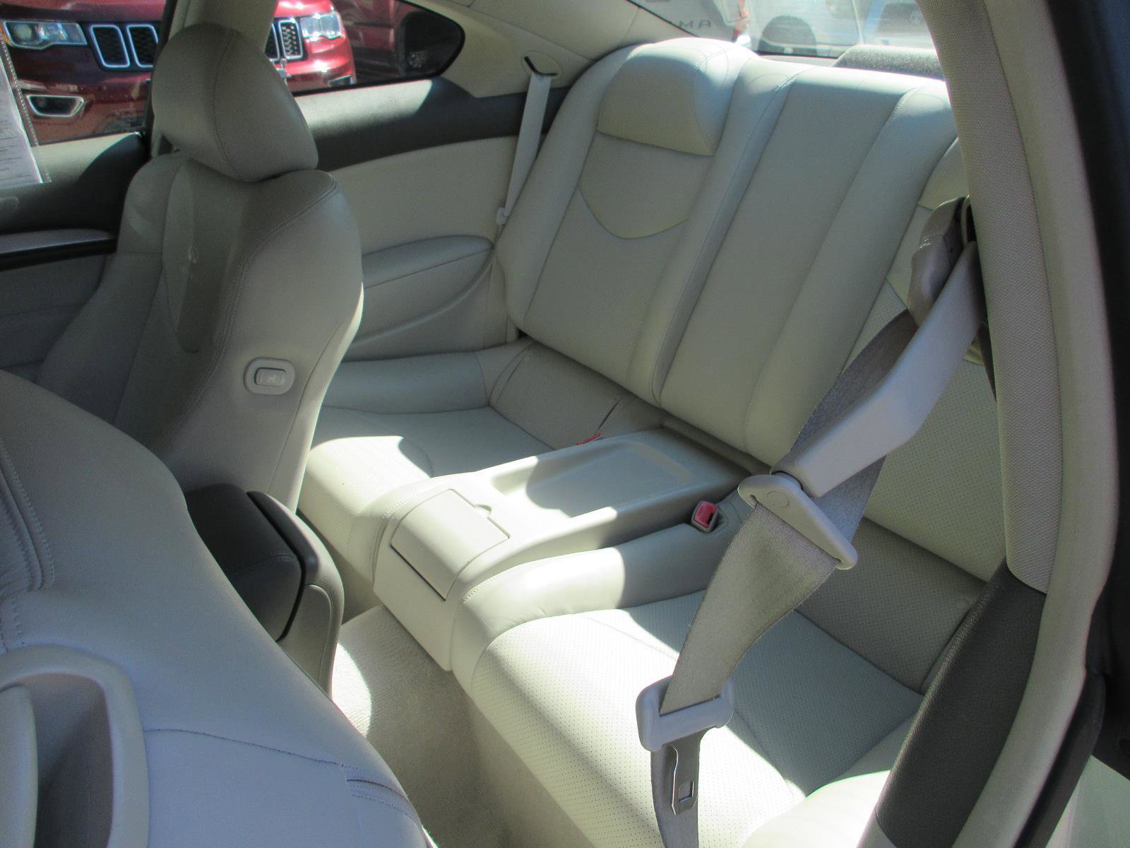 Used 2011 INFINITI G37 x Coupe w/ Premium Pkg AWD/4WD image 17