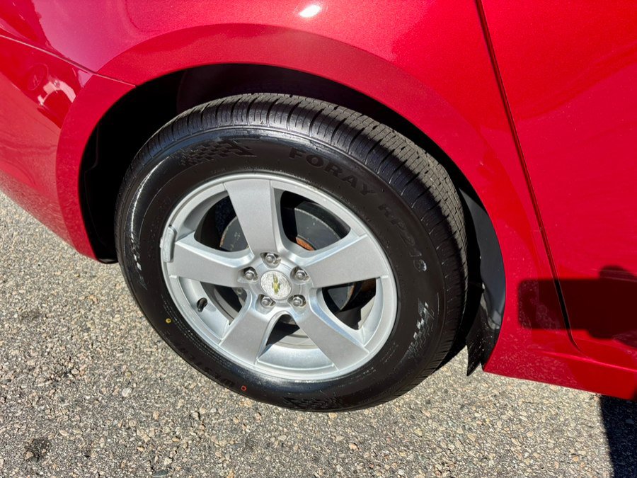 Used 2014 Chevrolet Cruze LT w/ Technology Package FWD image 33
