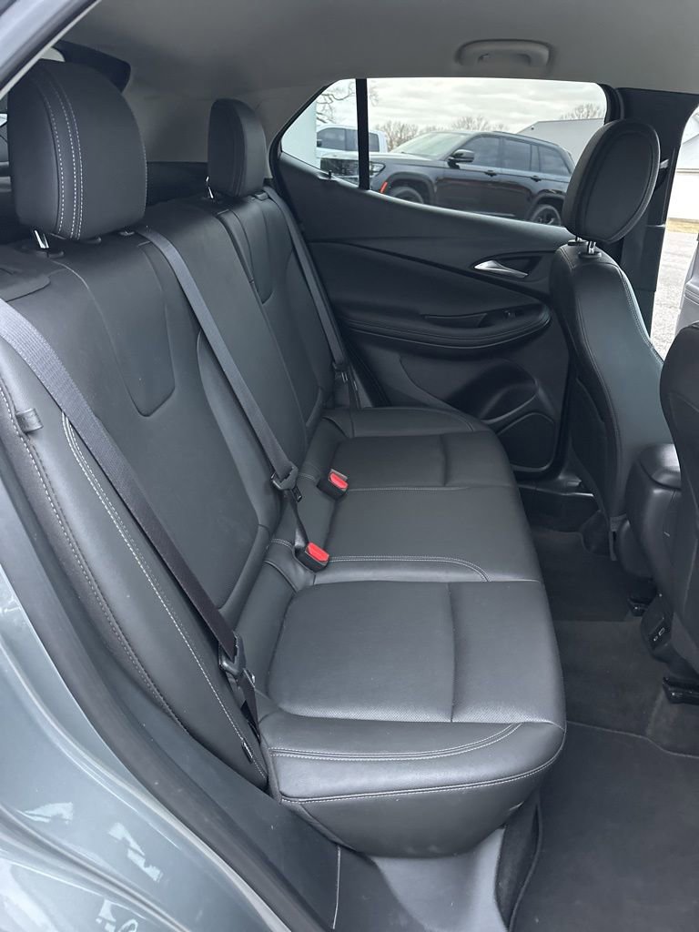 Used 2024 Buick Encore GX Sport Touring image 13