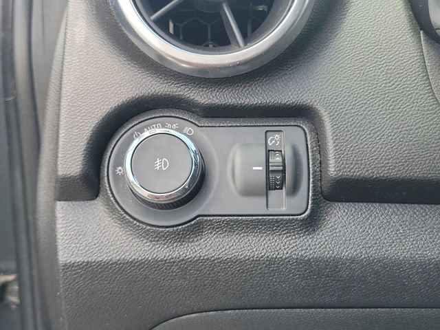 Used 2016 Chevrolet Trax LTZ FWD image 32