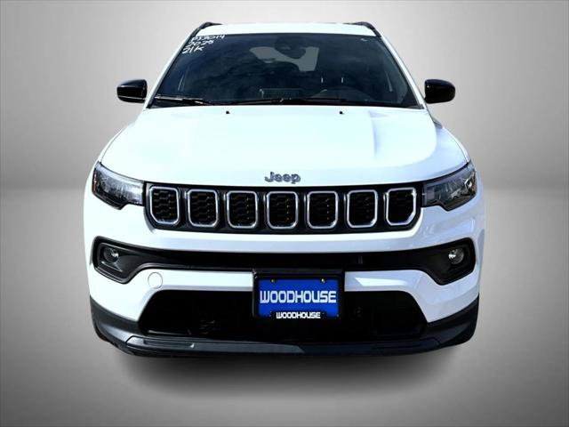 Certified 2025 Jeep Compass Latitude AWD/4WD image 2