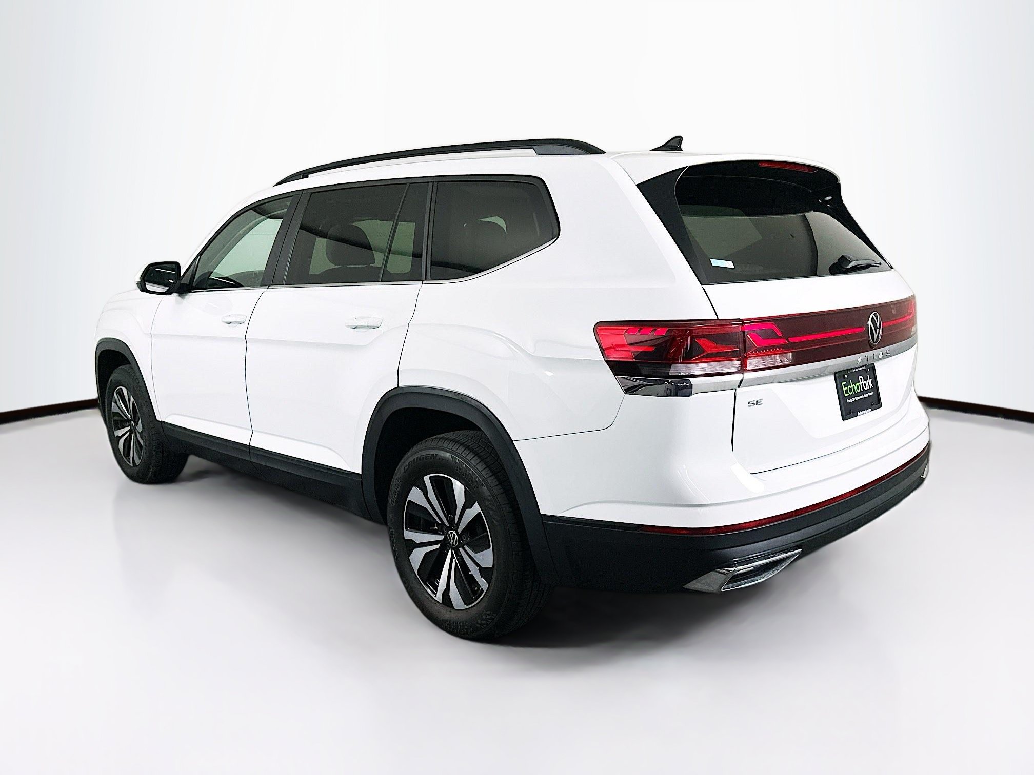 Used 2024 Volkswagen Atlas SE FWD image 5