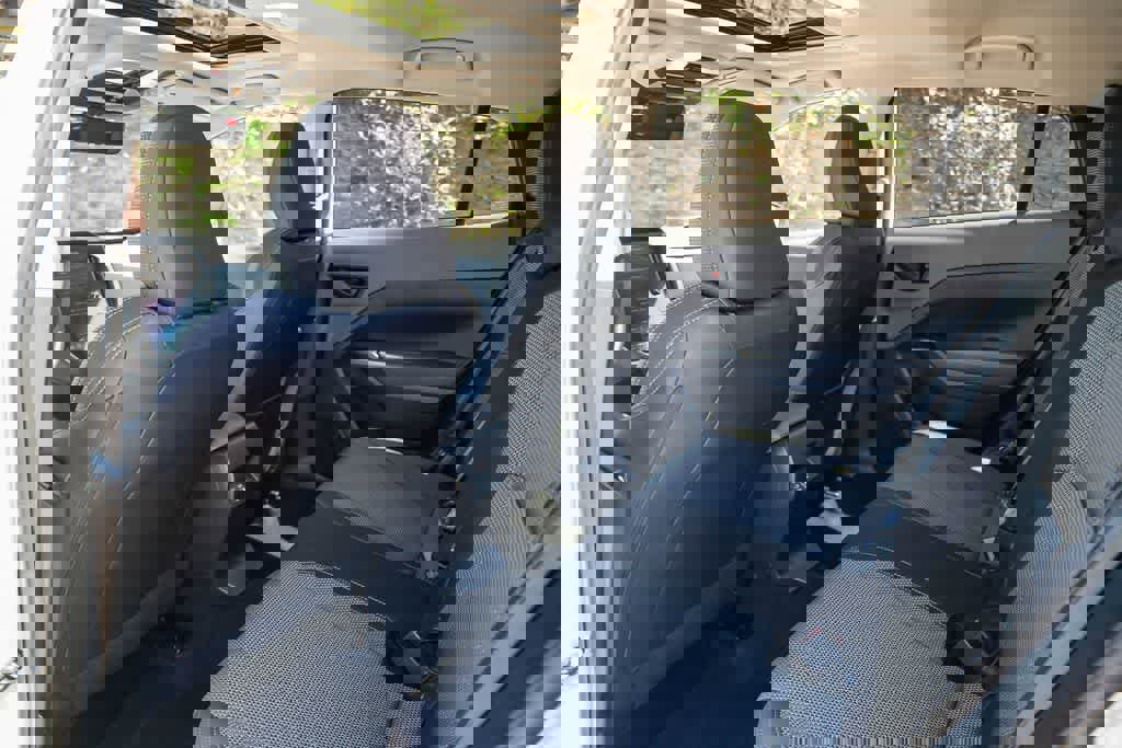 Used 2024 Subaru Crosstrek 2.0i Premium image 18