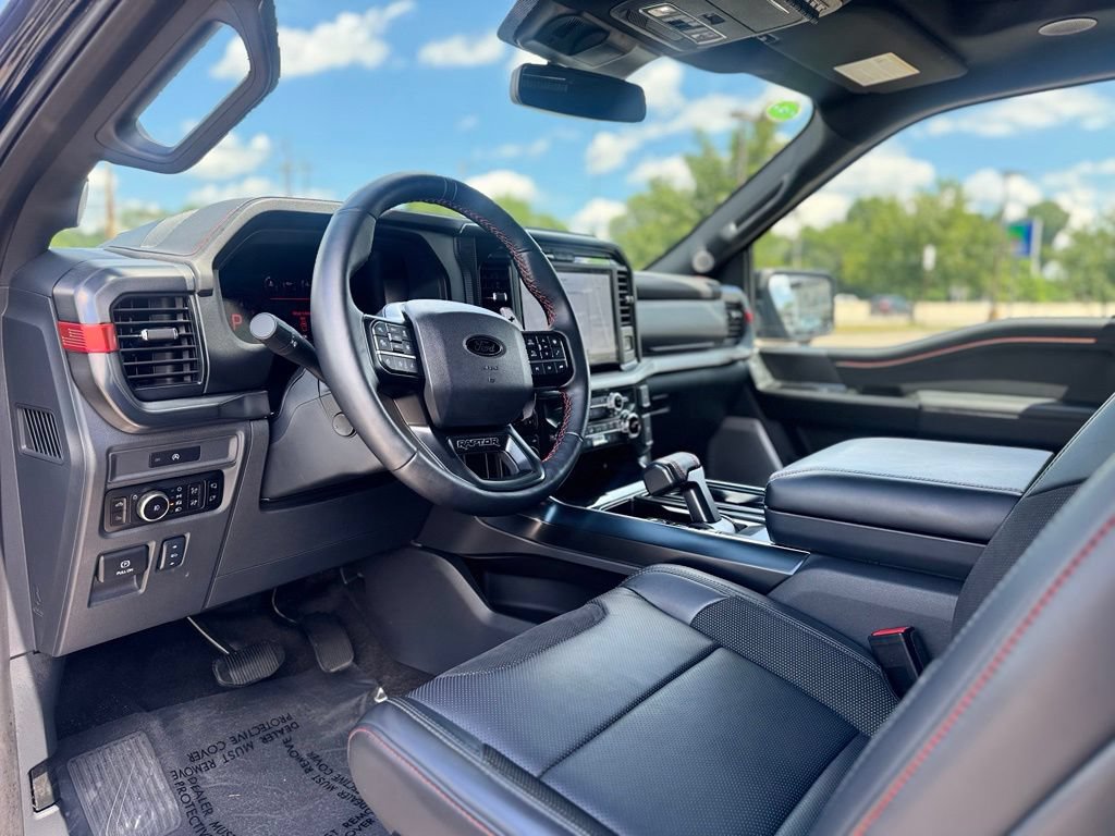 Used 2025 Ford F150 Raptor AWD/4WD image 14