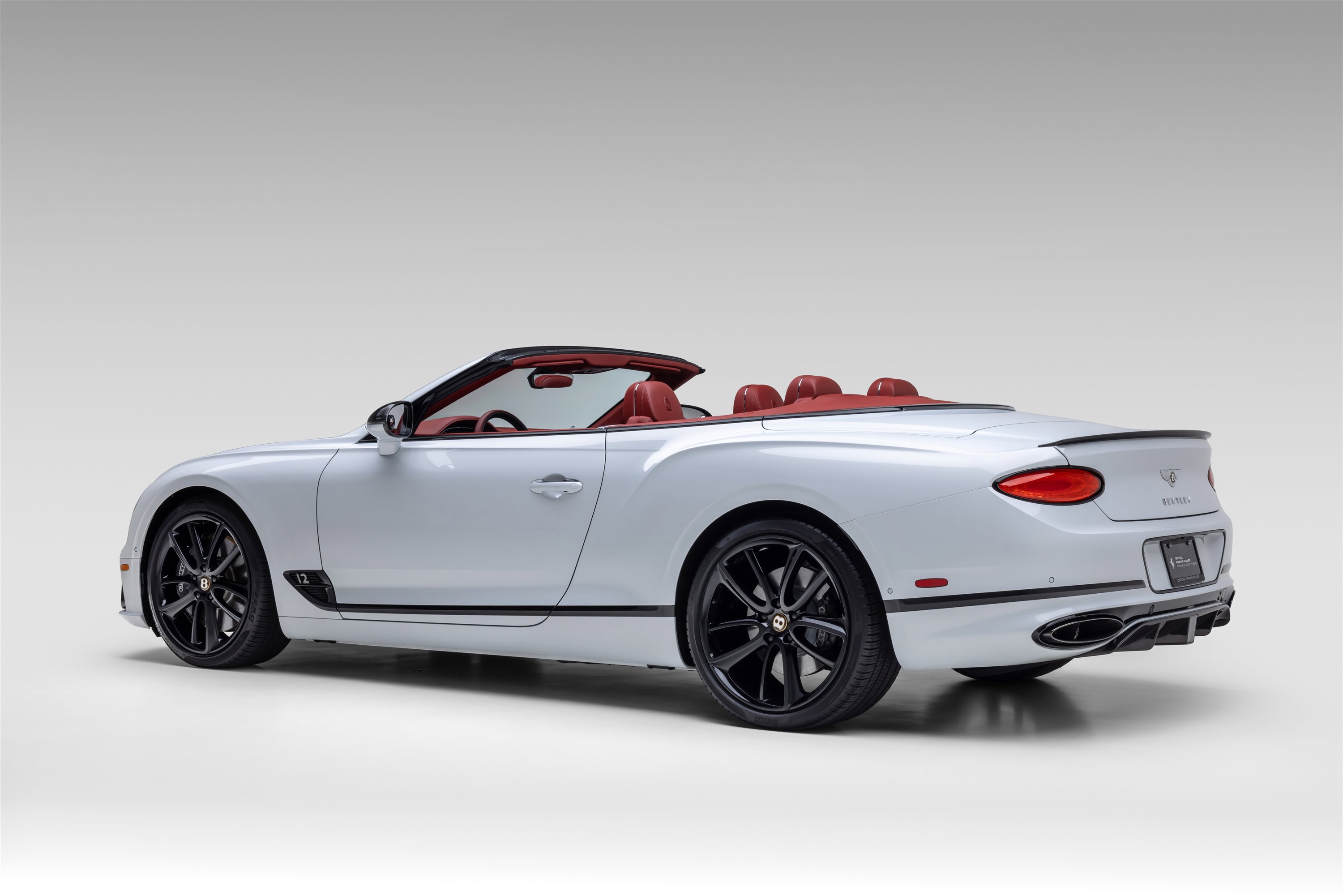 Used 2020 Bentley Continental GT image 13