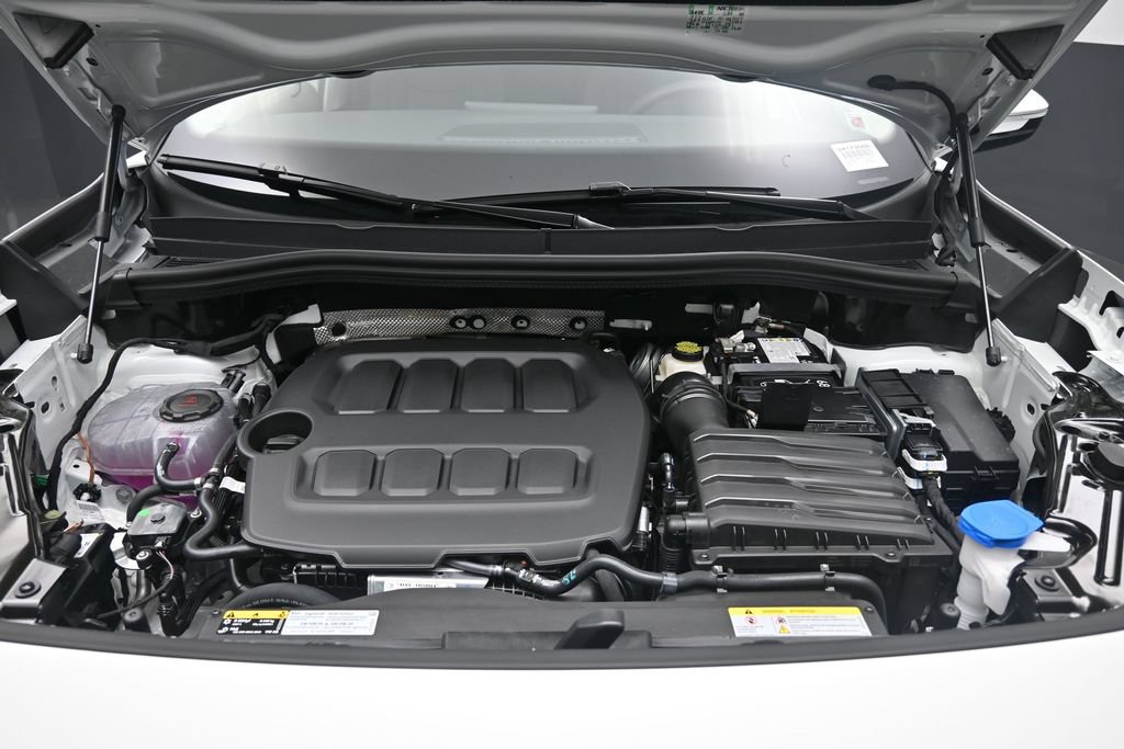 New 2026 Volkswagen Tiguan SE FWD image 29