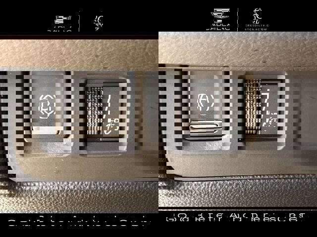 Certified 2025 Cadillac XT4 Premium Luxury image 24