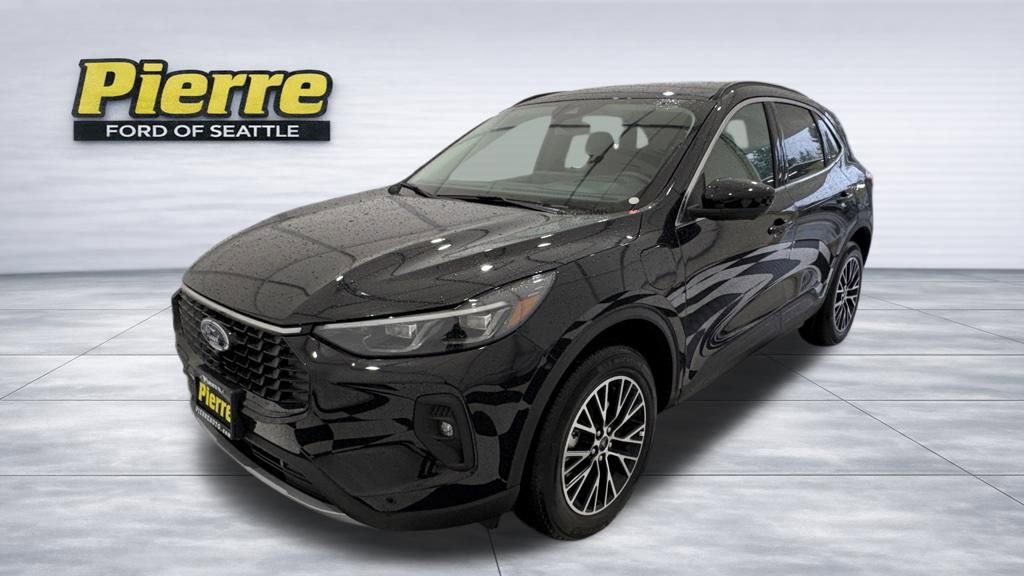 New 2025 Ford Escape SE w/ PHEV Premium Package