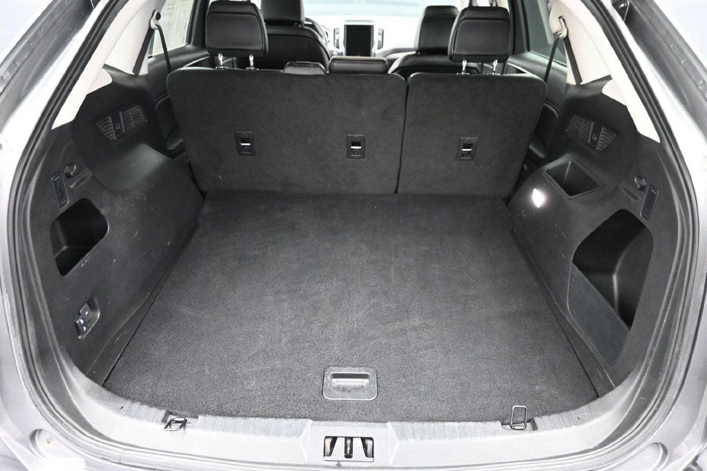Used 2024 Ford Edge SEL AWD/4WD image 11