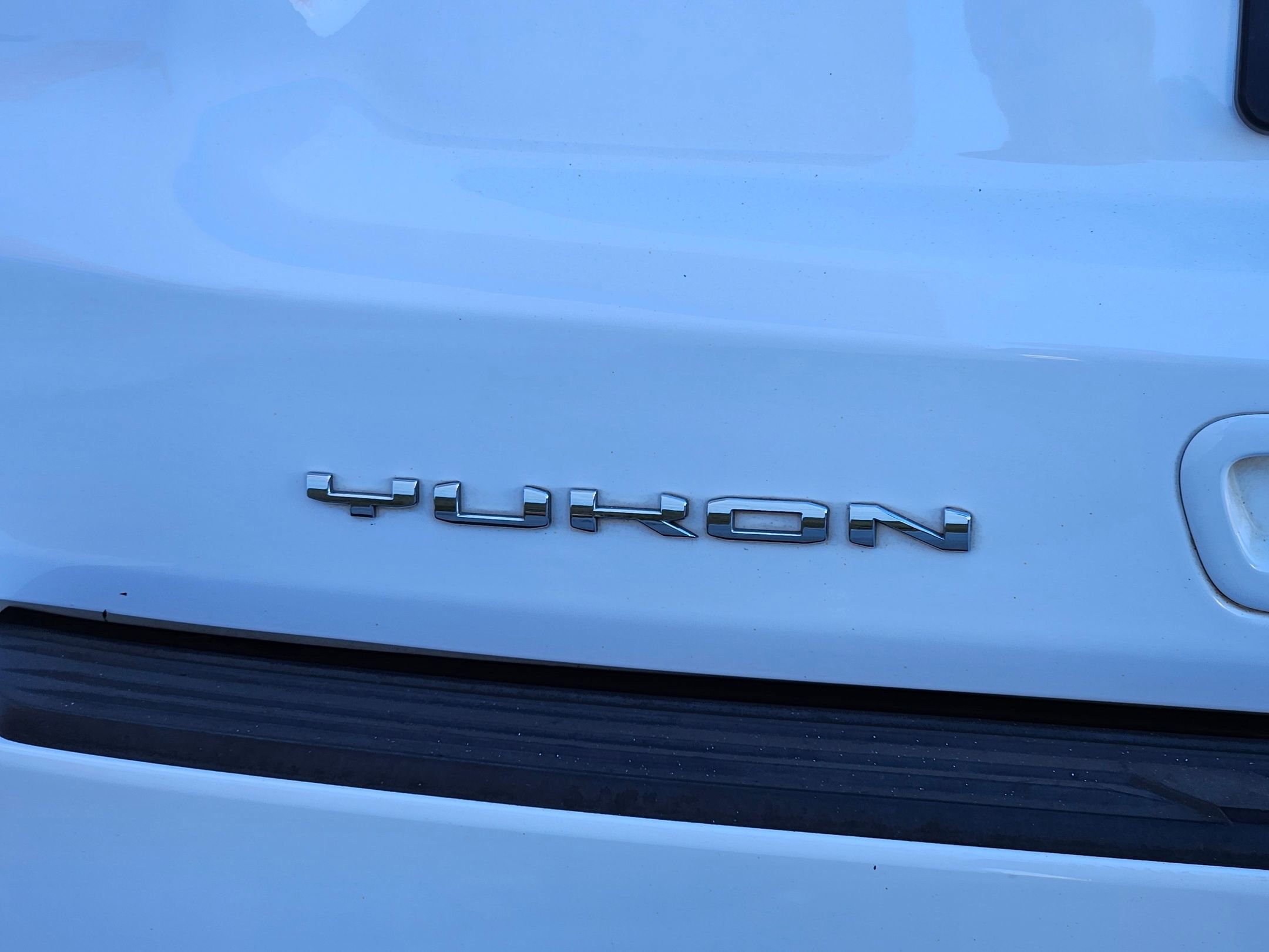 Used 2021 GMC Yukon Denali w/ Denali Premium Package image 30