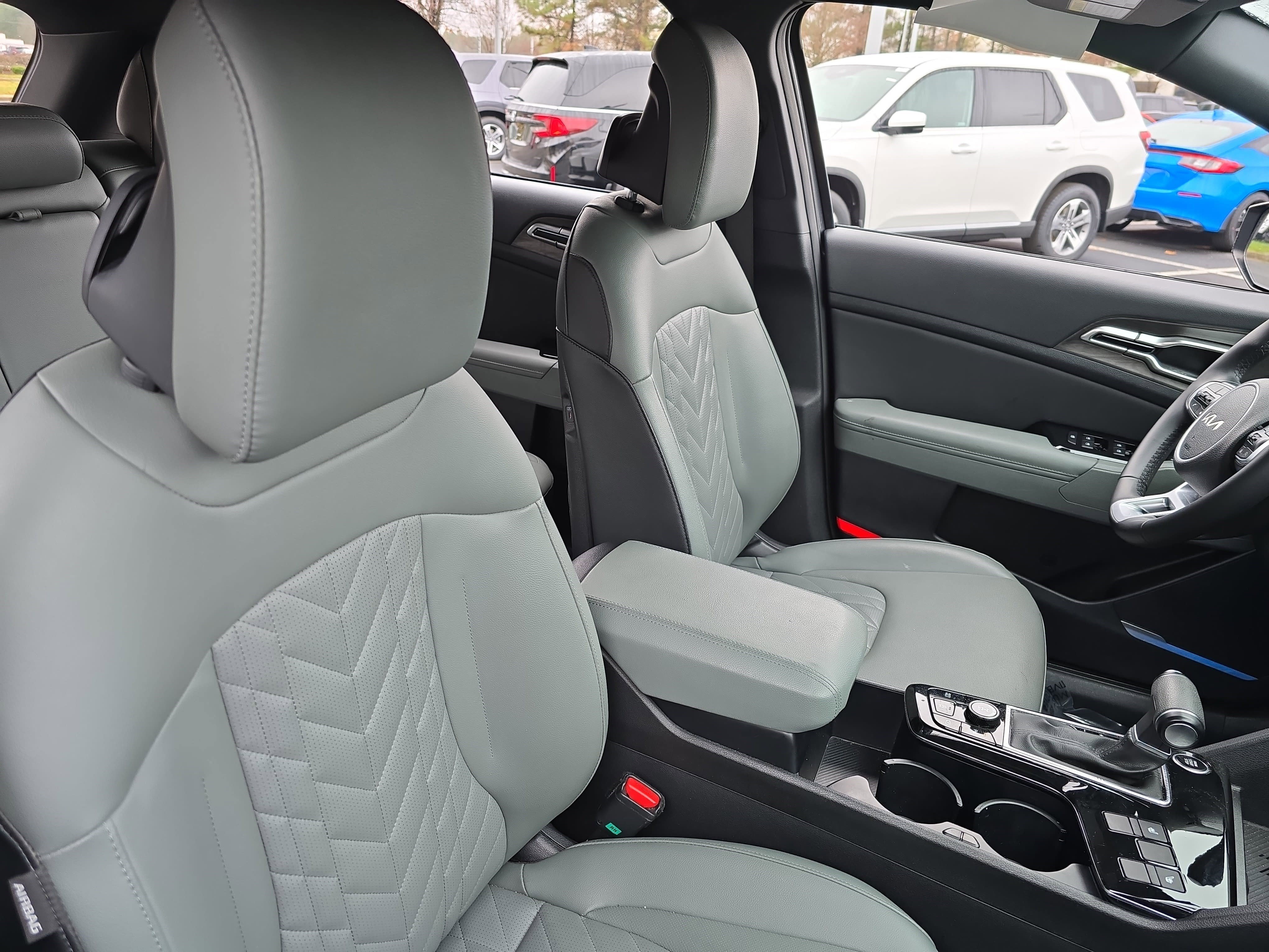 Used 2023 Kia Sportage X-Line image 10