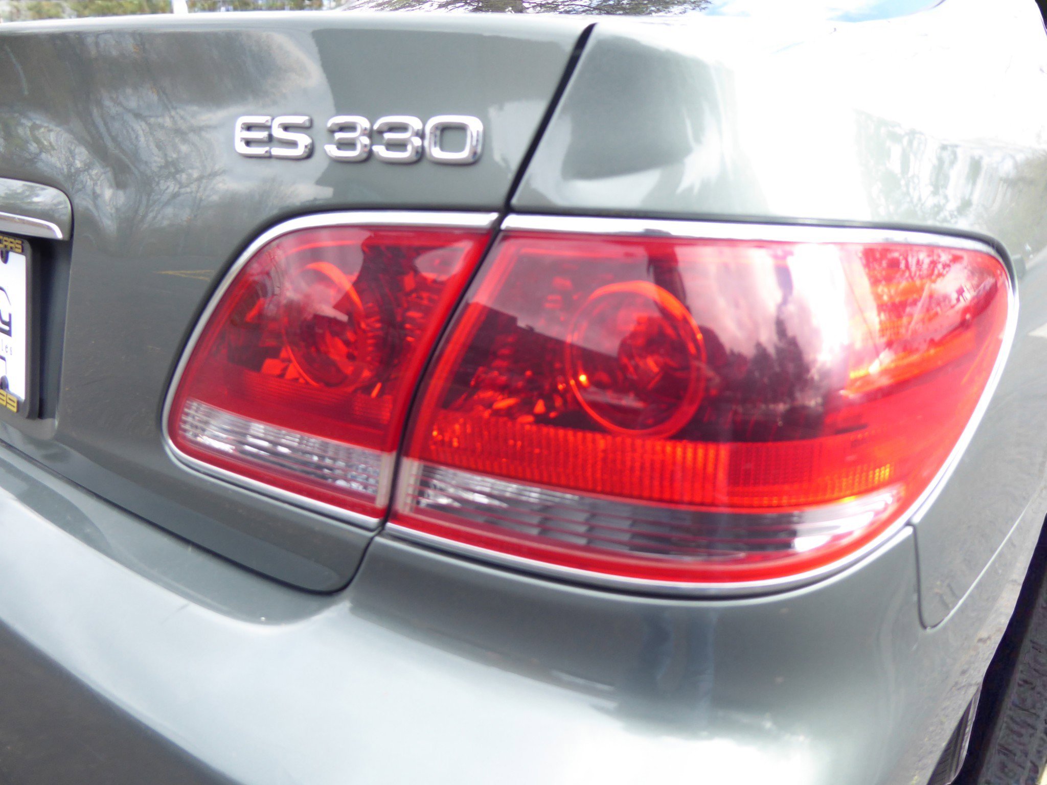 Used 2005 Lexus ES 330 image 16