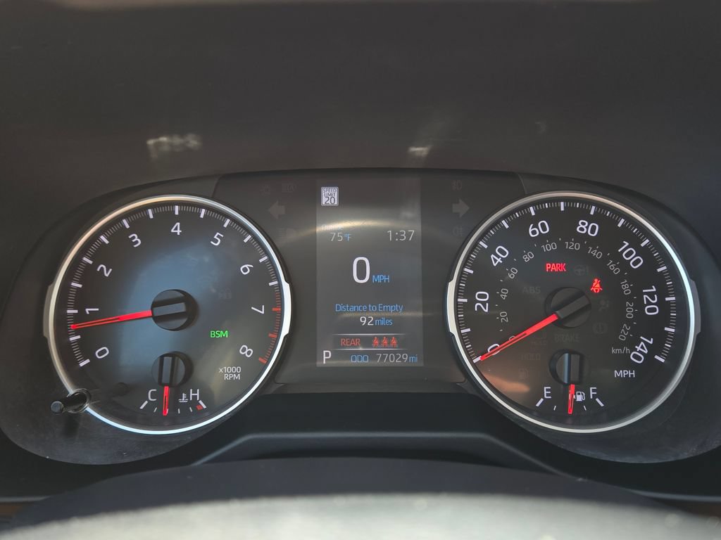 Used 2020 Toyota RAV4 XLE Premium AWD/4WD image 24