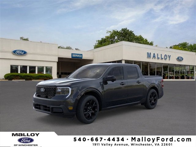 New 2025 Ford Maverick Lariat w/ Black Appearance Package