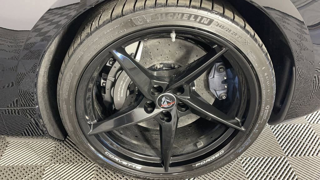 New 2025 Chevrolet Corvette E-Ray w/ ZER Performance Package image 32