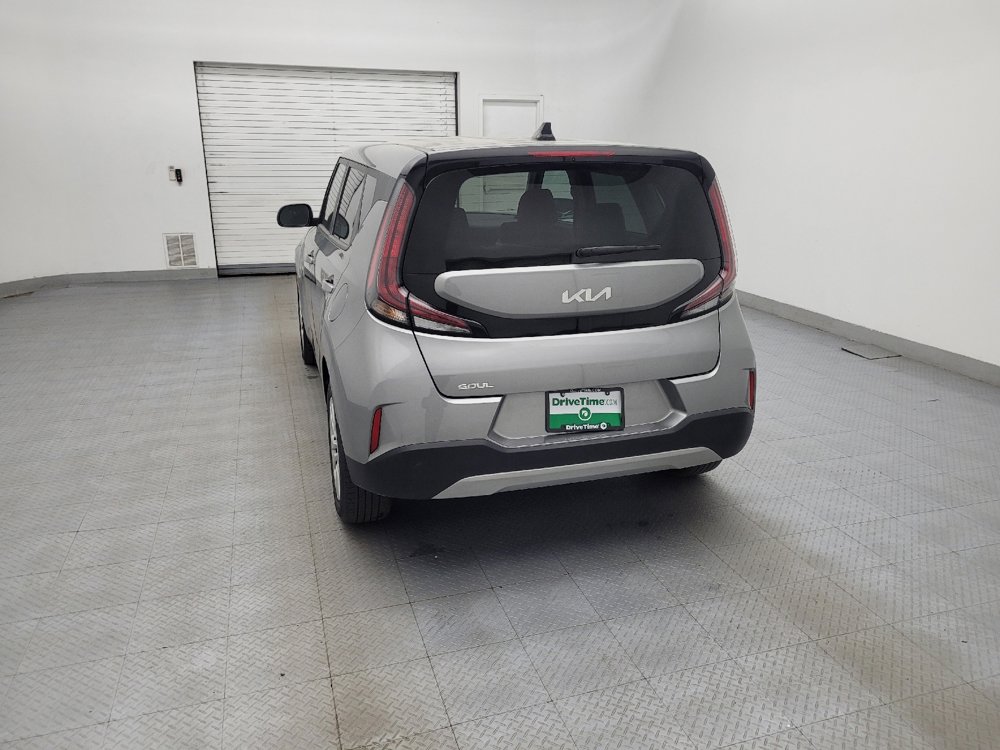 Used 2024 Kia Soul LX image 6