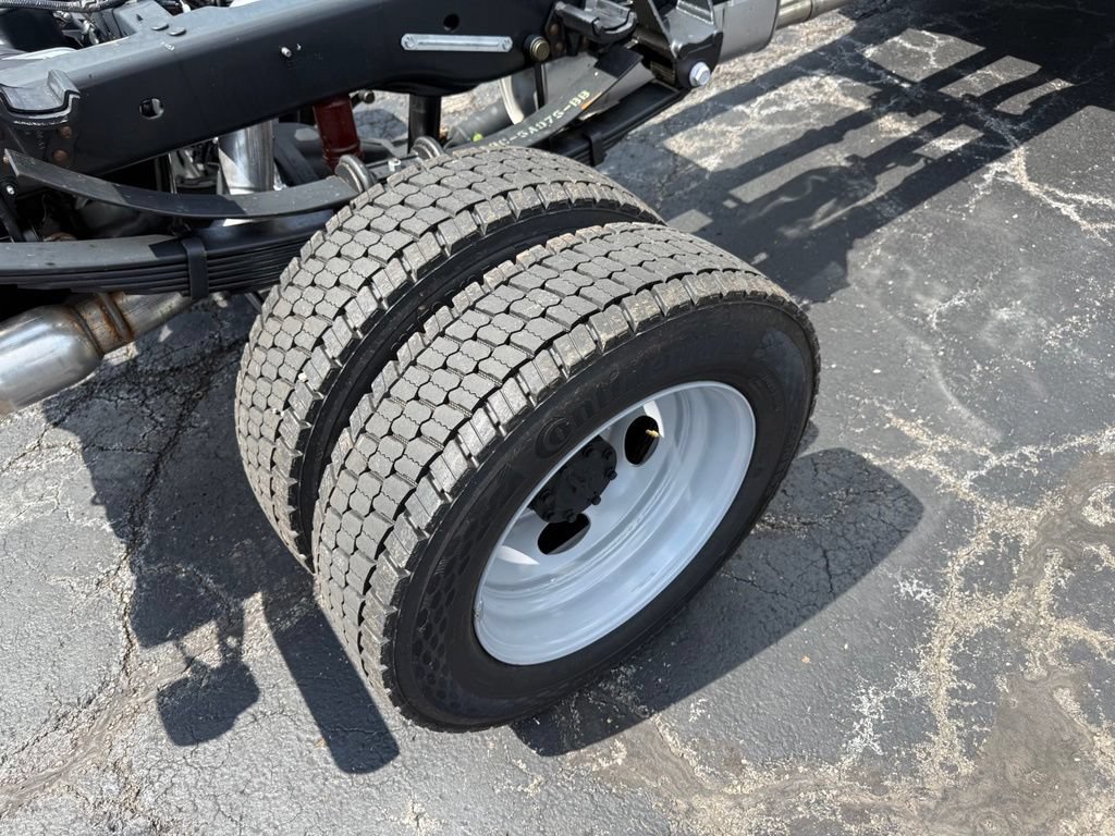 New 2026 Ford F550 2WD Regular Cab Super Duty image 35