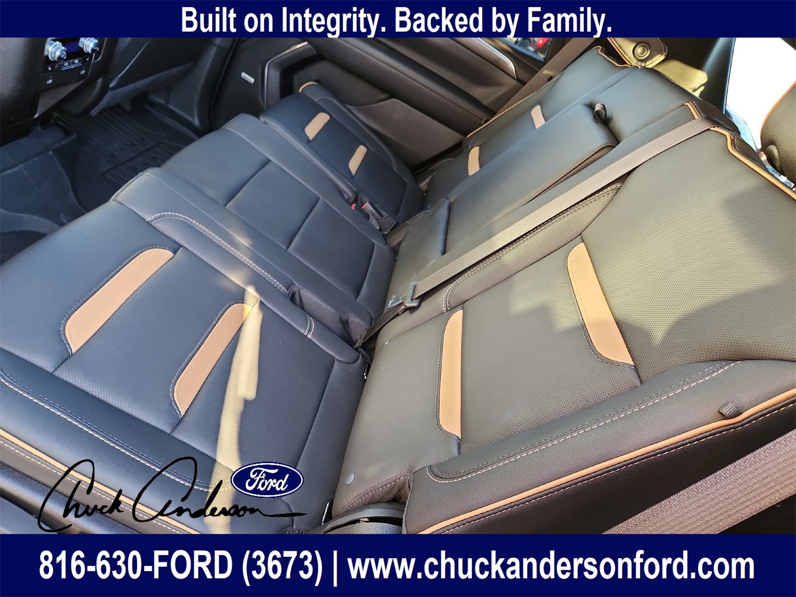 Used 2024 GMC Yukon AT4 w/ AT4 Premium Package image 22